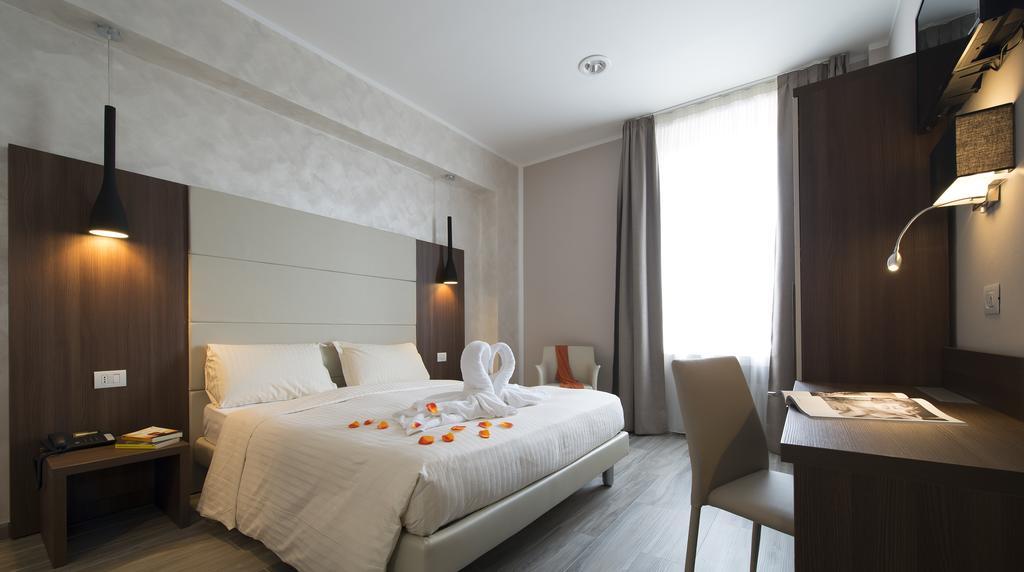 Oasi Village Hotel Милан Экстерьер фото